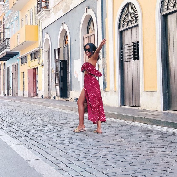 Polka Dot Ruffle Crop Top With Split Skirt - Picture 7 of 14